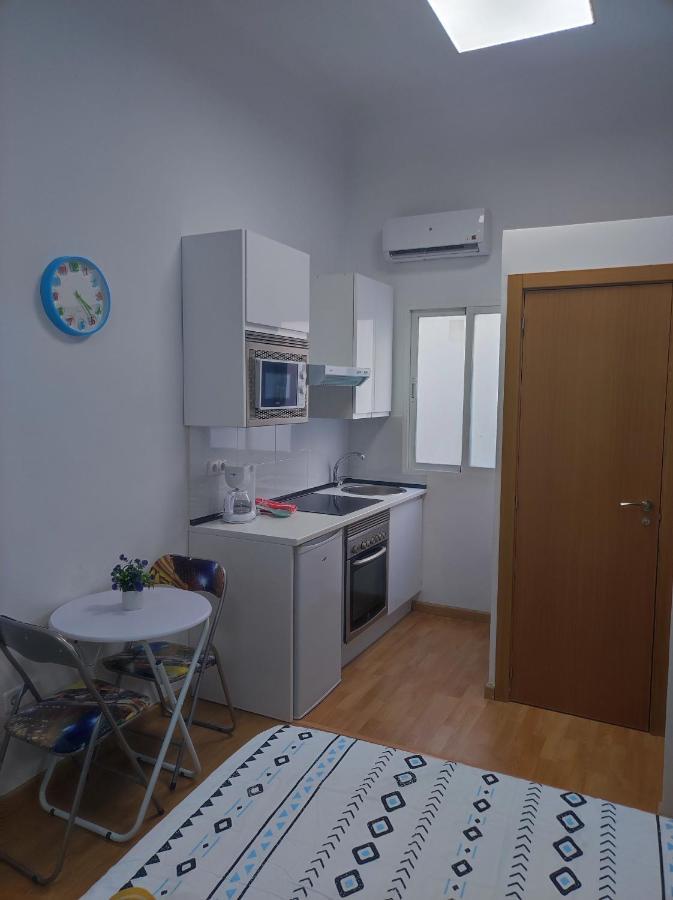 Loft Puerta De Sol Lägenhet Madrid Exteriör bild