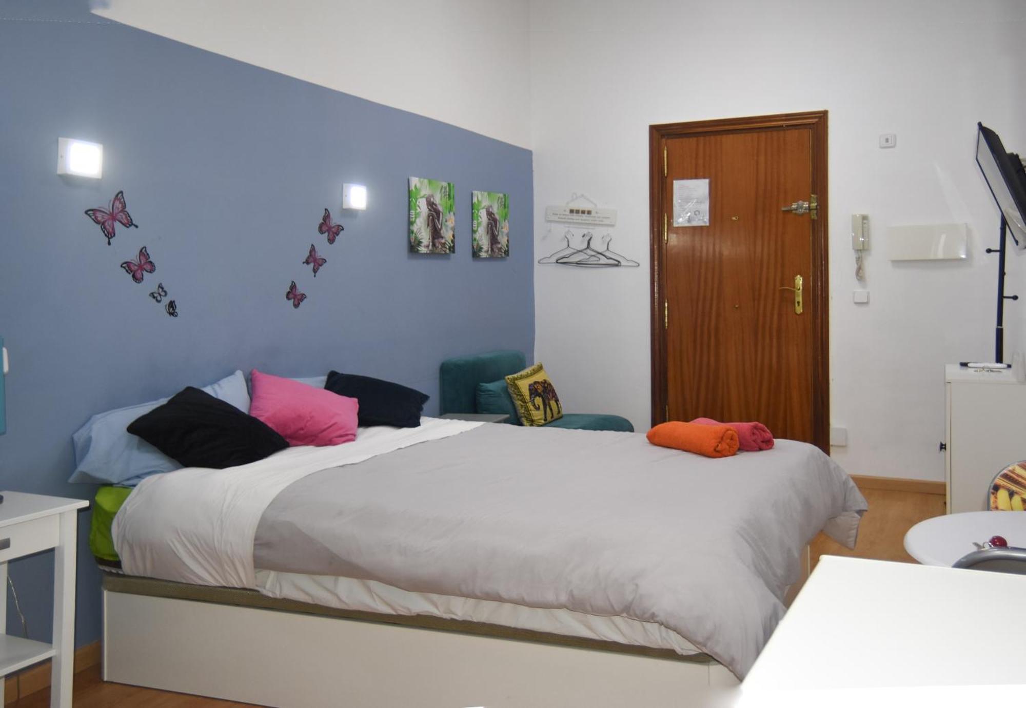 Loft Puerta De Sol Lägenhet Madrid Exteriör bild